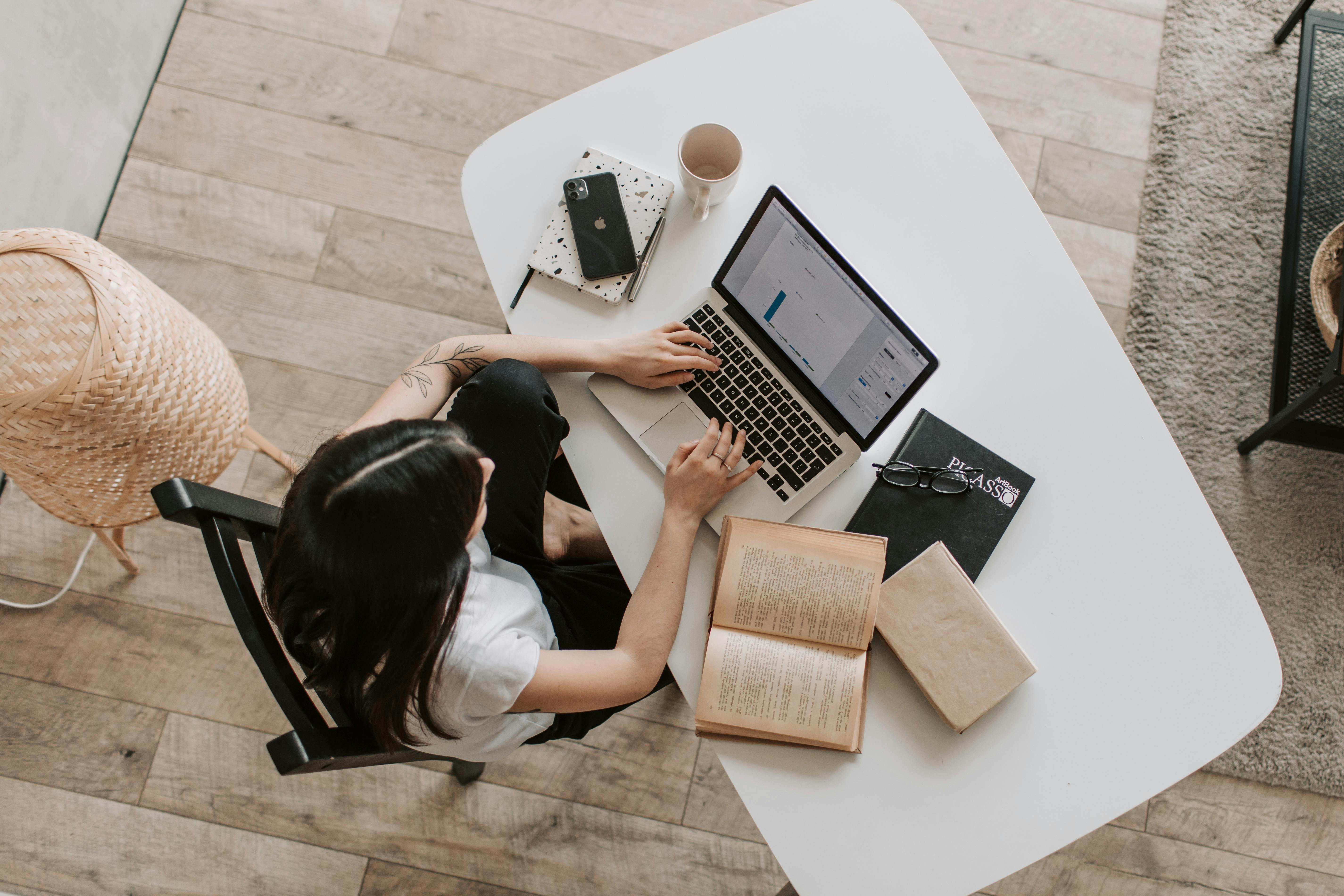The Future of E-commerce Advertising: Trends for 2024